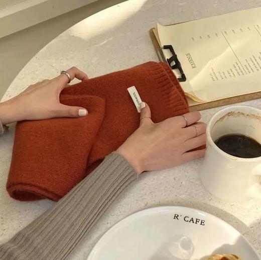 精选澳洲100%纯绵羊毛围巾 冬季男女款 时尚百搭 保暖亲肤 柔软细腻 13色可选 商品图4