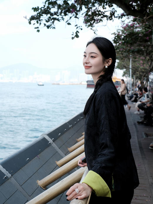 东方境X郭培| 黑色提花刺绣薄棉新中式上衣 商品图2