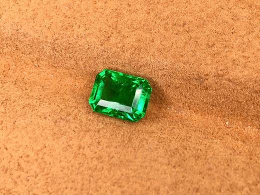 1.16ct刻面祖母绿裸石 商品图1