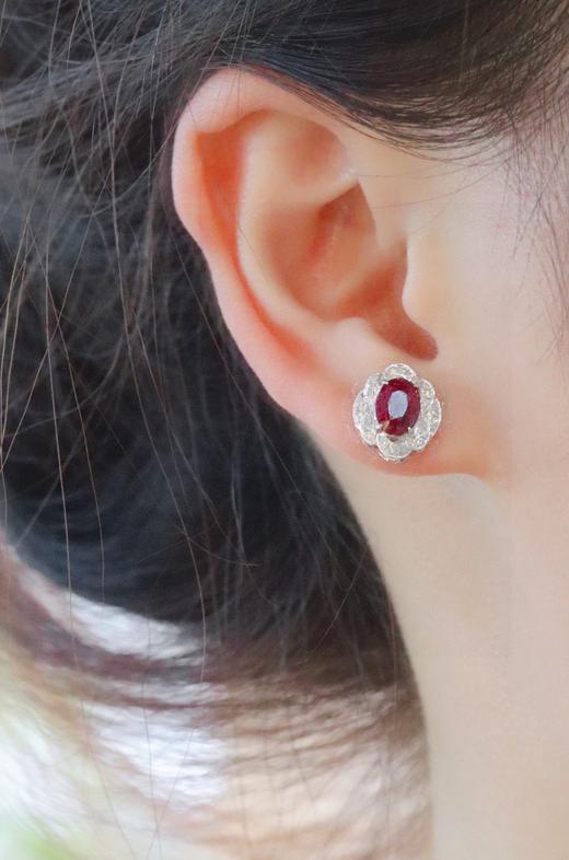 2.31ct刻面红宝石耳钉 商品图3
