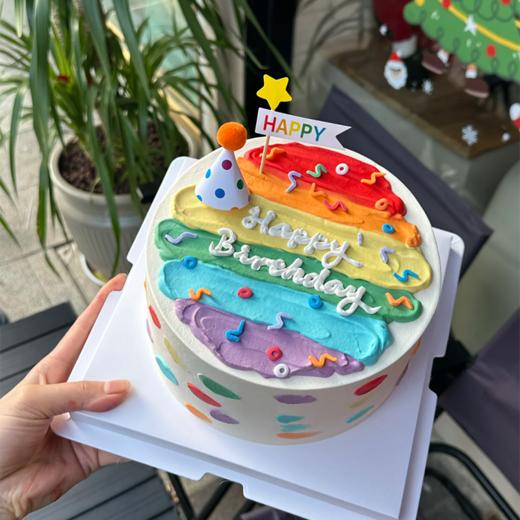 手绘彩虹蛋糕 商品图0
