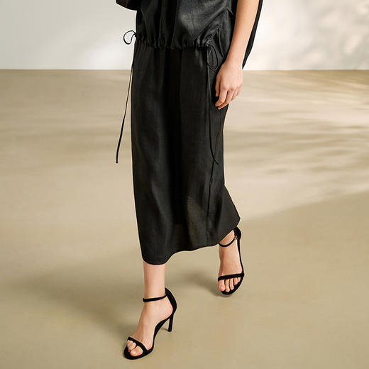 TANGY Collection/2025天意精品春季新品中国风女士莨绸半裙 商品图3