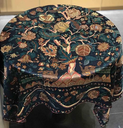 优品堂【繁花似锦】桑蚕丝110×110方巾 商品图8