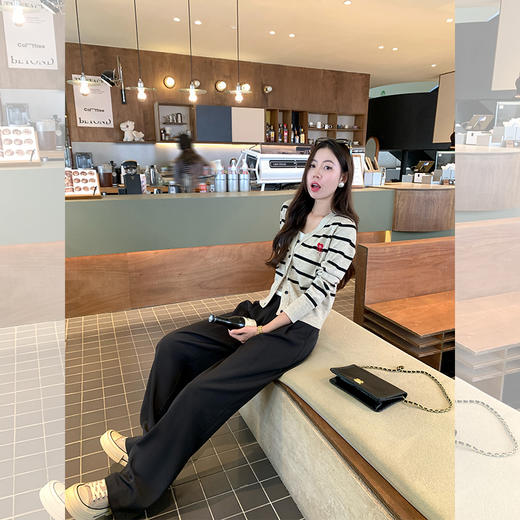 <曾小咸推荐>刺绣条纹短款针织开衫 日常169.99/件 立减80 秒杀89.99/件！！ 商品图3