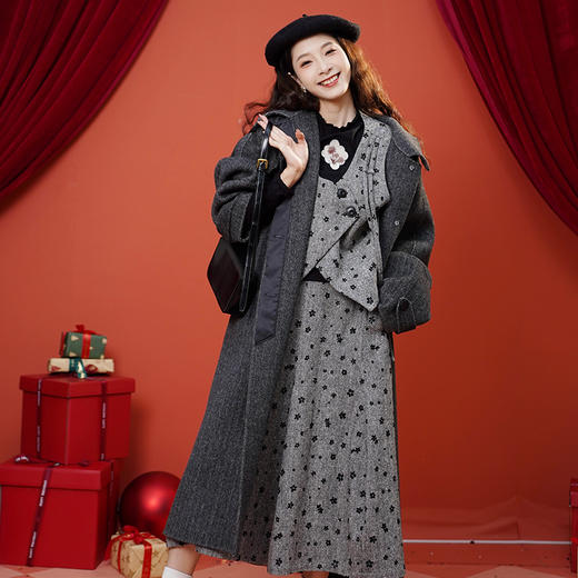 两三事 山夜落花 2025春季新款复古碎花裙裤高腰阔腿裤女宽松 商品图4