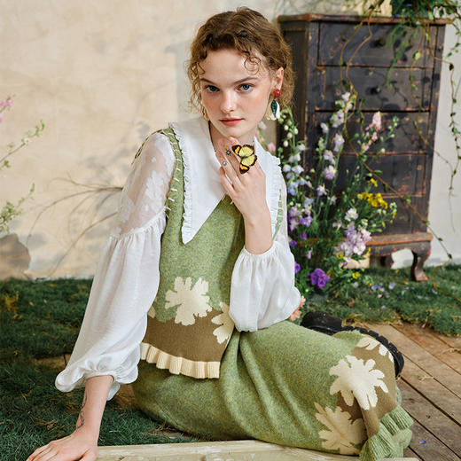 两三事春色花屿2025春新款小清新花卉图案绑带毛织马甲女宽松马夹 商品图2