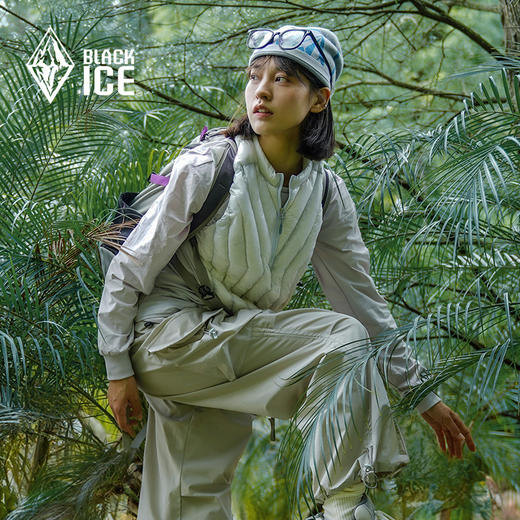 24新黑冰户外冬男女款900蓬鹅绒薄款半拉链羽绒马甲保暖背心8603 商品图3