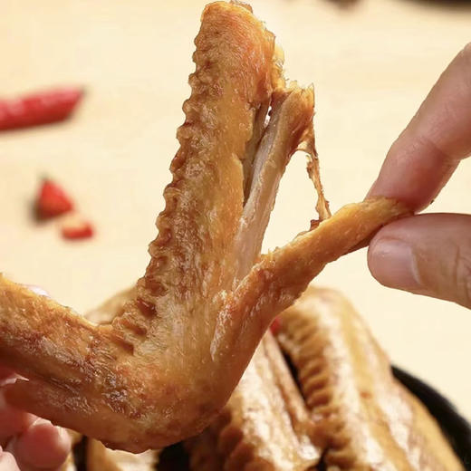 【带汤汁 更入味】柏项粿泡鸭翅50g*2袋 商品图1