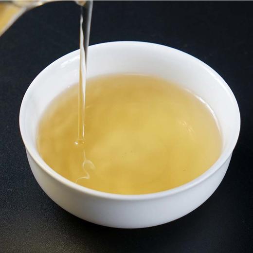 2024年曼松古树  送品鉴装礼盒 普洱茶 生茶 200g/饼 商品图3