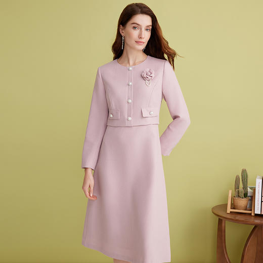 EITIE爱特爱气质优雅小香风粉色收腰假两件a字连衣裙2025春季新款A2507521 商品图3