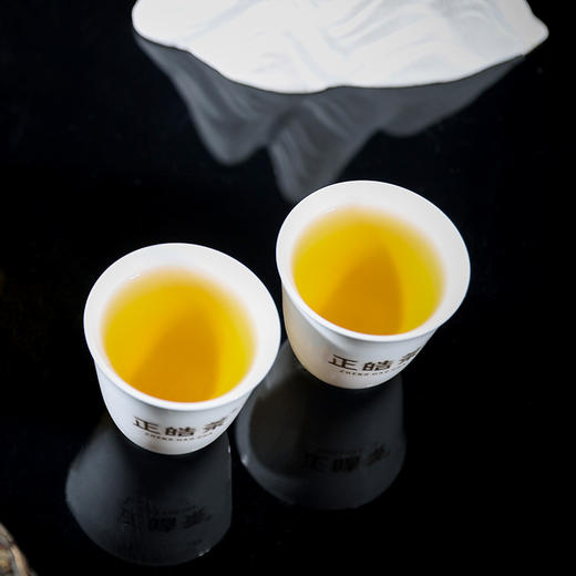 正皓茶丨乙巳年 蛇年生肖纪念饼 金蛇献瑞 普洱生茶 普洱茶 357g 单饼/提 商品图3