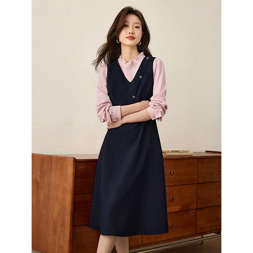 【五折购】熙世界通勤假两件连衣裙女春季2025年新款设计感显瘦收腰长袖裙子 商品图3