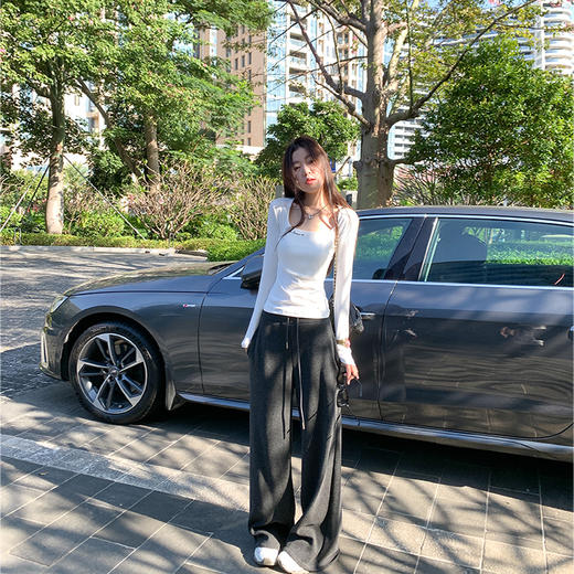 【99元任选2件】现货秒杀！卖完不补 ！微信补 ！微信粉丝打折价！！方领修身打底衫 商品图2