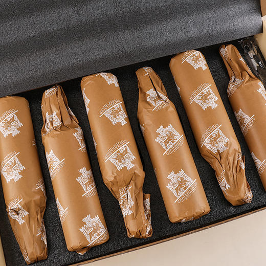 2018年份 法国原瓶原装进口AOP级别 拉图伦滨其·白城堡干红葡萄酒 经典橡木桶陈酿 750ml/瓶  商品图5