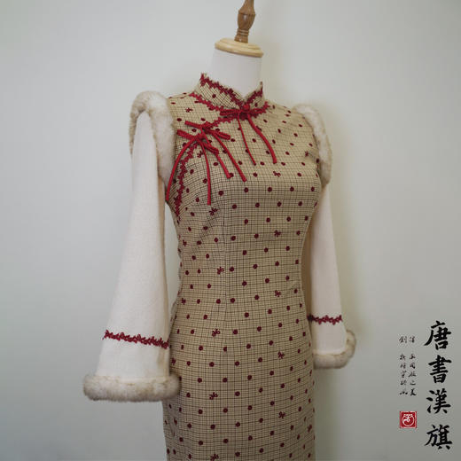 【松风听韵】节日旗袍新年蝴蝶结装饰绒边保暖冬日穿搭/红色斗篷 商品图7