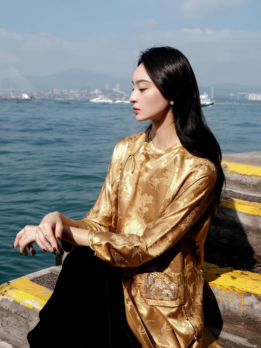 东方境X郭培|彩缎刺绣新中式长衫 商品图2