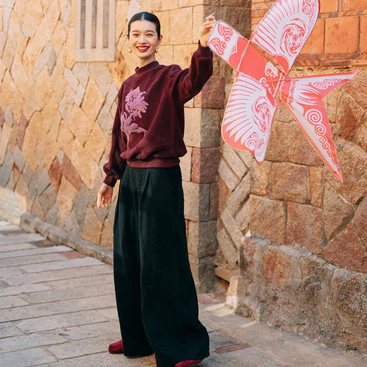 绽放旅行女装065朵/年服系列凤凰花毛巾棉摇粒绒加绒保暖套头卫衣 商品图3