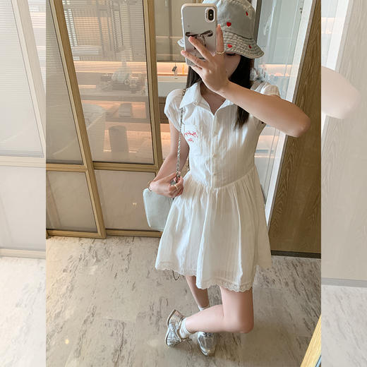 <曾小咸推荐>米白色字母绣花连衣裙 日常189.99/件 立减110 秒杀79.99/件！！ 商品图2