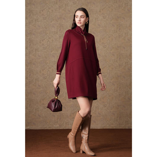 乔万尼秋冬新款纯羊毛时尚减龄休闲撞色设计感卫衣式连衣裙ES4E338 商品图1