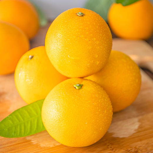 【江西赣南脐橙】 新鲜现摘 香甜多汁 果园直采 4.5斤装 商品图3