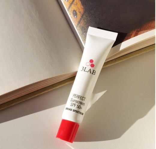 【1.4王炸割肉价】3LAB M臻亮紧至葆湿面霜15ml+防晒10ml 商品图2