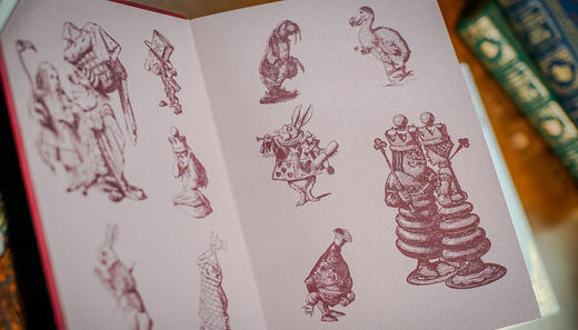 【积分兑换】【限量珍藏版】《爱丽丝漫游奇境》编号随机 商品图7