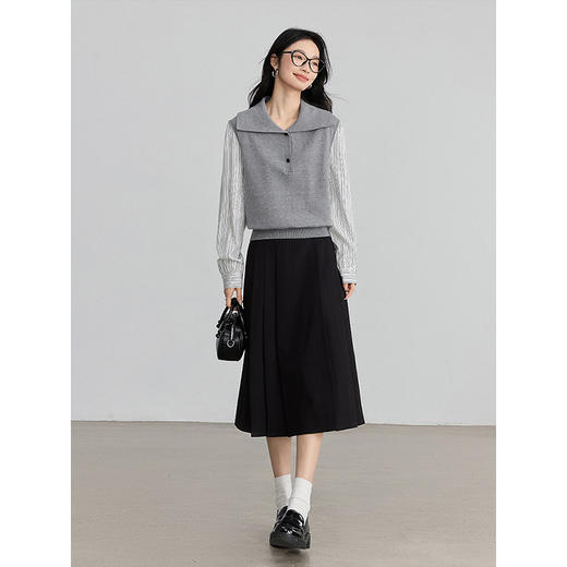 【1件75折】熙世界法式学院风假两件针织衫女2025春新款条纹长袖拼接翻领上衣 商品图4