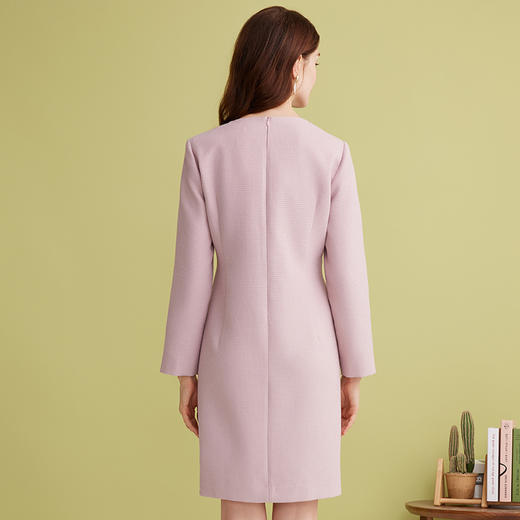 EITIE爱特爱精致优雅小香风直筒显瘦蝴蝶结粉色连衣裙2025春新款A2507519 商品图4