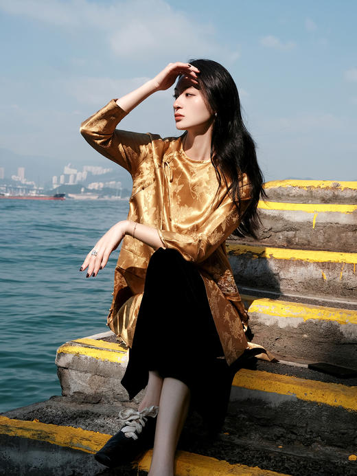 东方境X郭培|彩缎刺绣新中式长衫 商品图5