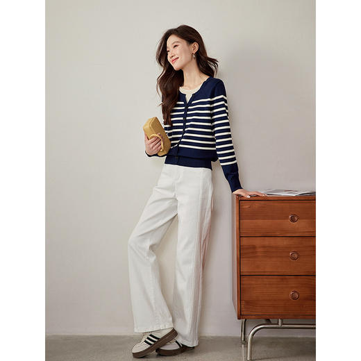 【专属特价】熙世界学院风黑白条纹针织衫女2025年春季新款长袖假两件套头上衣 商品图4