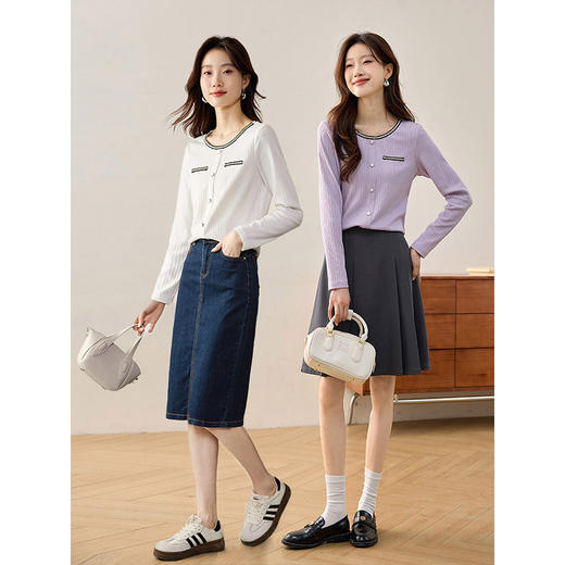 【专属特卖】熙世界小香风正肩T恤女长袖2025春秋新款气质肌理感织带圆领上衣 商品图2