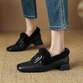 【预售5天】头层牛皮一脚蹬粗跟乐福鞋，羊毛保暖复古方头深口毛毛鞋ZF&24-230