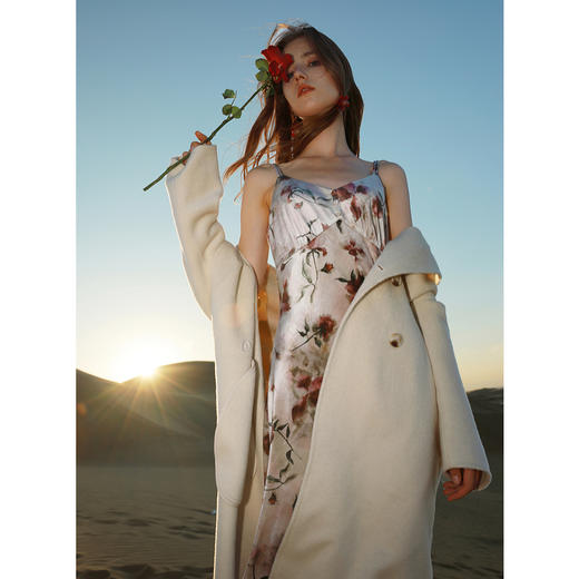 三彩2024冬季新款丝绒吊带裙南法印花收腰A字裙无袖连衣裙长裙女M 商品图1