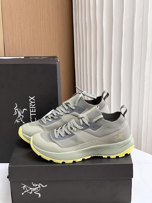 点此购买 始祖鸟VERTEX GTX GORE-TEX男士越野徒步功能鞋 98 307671 商品图10