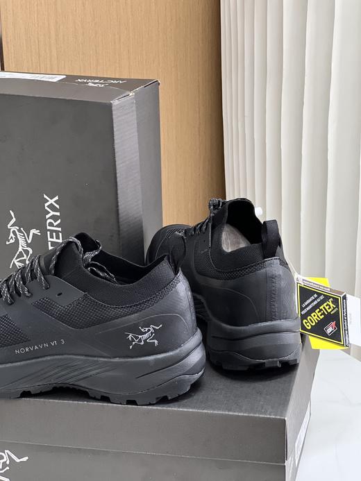 点此购买 始祖鸟VERTEX GTX GORE-TEX男士越野徒步功能鞋 98 307671 商品图9