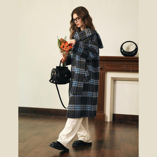 欧芮儿围巾款两穿格子双面呢大衣休闲气质 商品图4