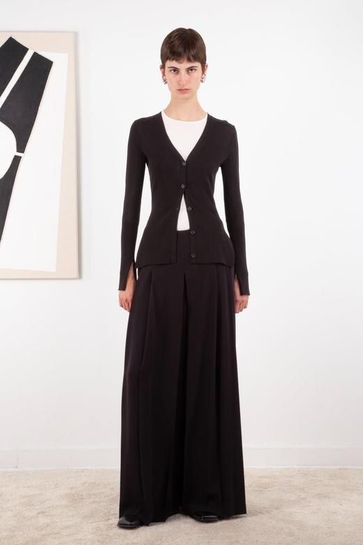 Ashlyn  黑色Kaida修身开衫 商品图0