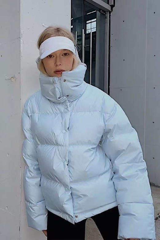 2024简约茧型经典厚量感羽绒服！御寒立体大廓形茧型漏斗领羽绒服！ 商品图1