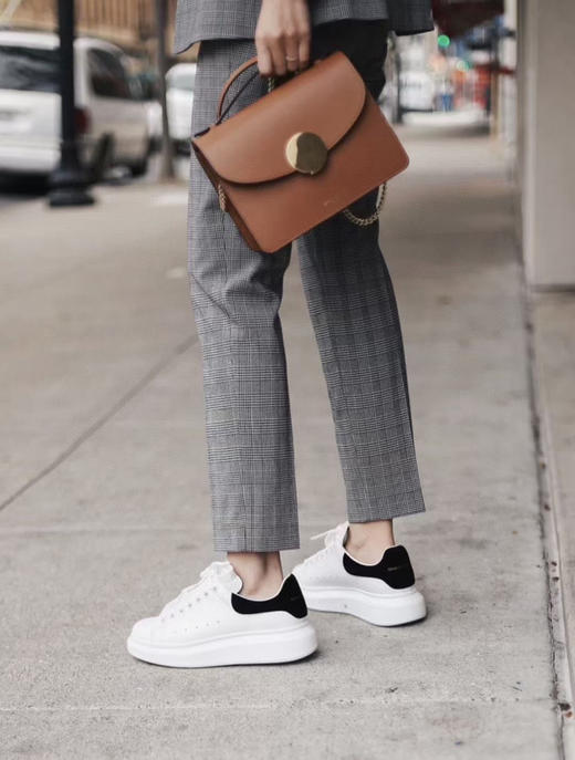 15-4 升级新版新配色 MCQ 增高厚底小白鞋 情侣款潮流系带厚底鞋 商品图9