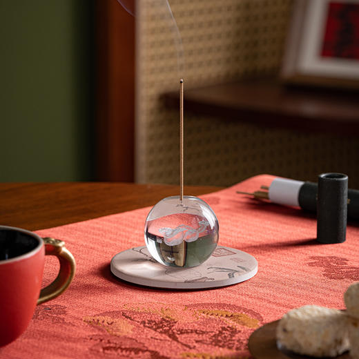 热卖！上新了故宫·百事如意茶香茶具套组礼盒 一套内含茶壶、茶杯、檀香、水晶香坐、杯垫  精选德化陶瓷  典雅华丽 商品图5