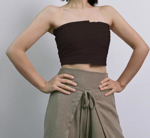 AddOne +1休闲瑜伽小众肌理感高弹不规则设计抹胸背心 商品图3