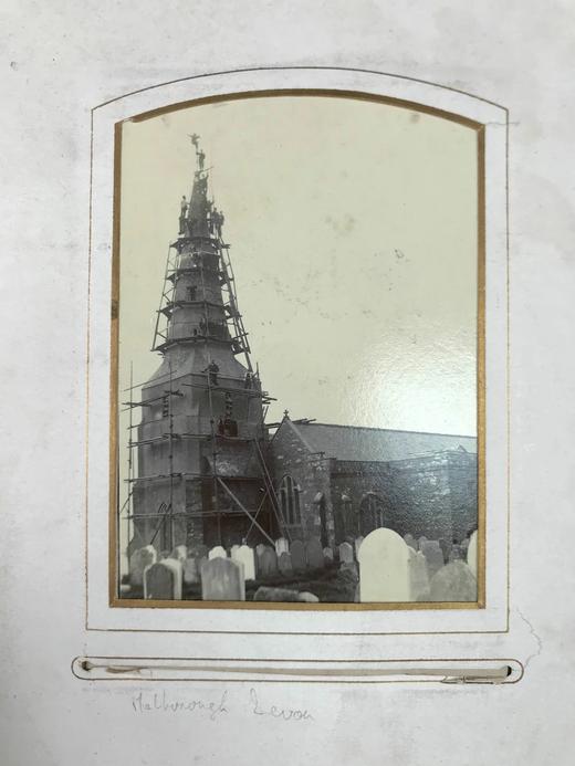 维多利亚时代镂空木雕欧洲相片簿 约40张照片 商品图14