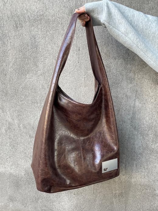 CryingCenter裂纹亮面油蜡黑色斜挎包单肩包小号单肩 大号可斜挎 商品图6