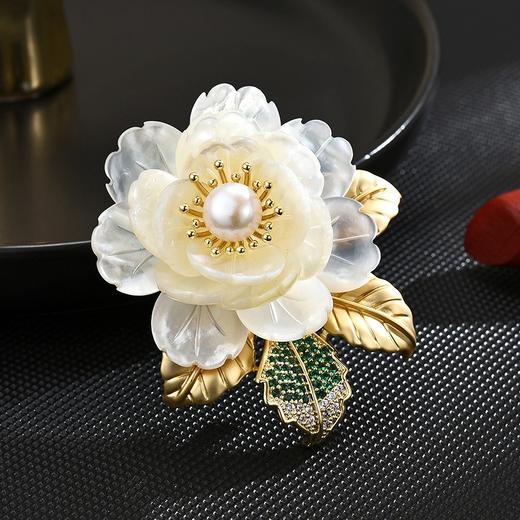 时尚奢华天然贝壳淡水珍珠山茶胸针胸花 商品图0
