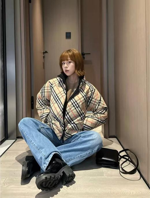 宝家 经典格纹羽绒服 商品图4