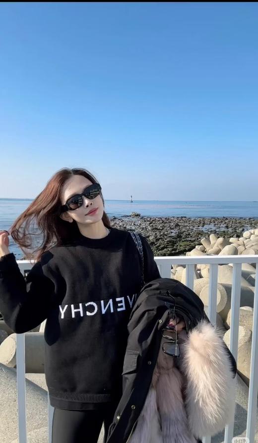 GIVENCHY经典4G大logo毛衣 商品图2