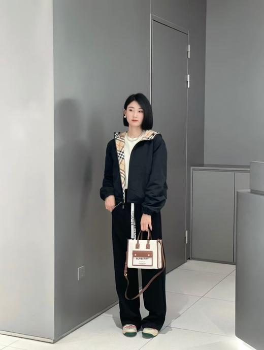 宝家 经典格纹双面冲锋衣 商品图7