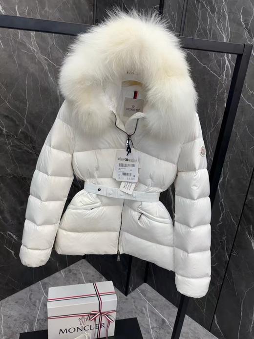 Moncler Boed女士短款羽绒服夹克外套 商品图3