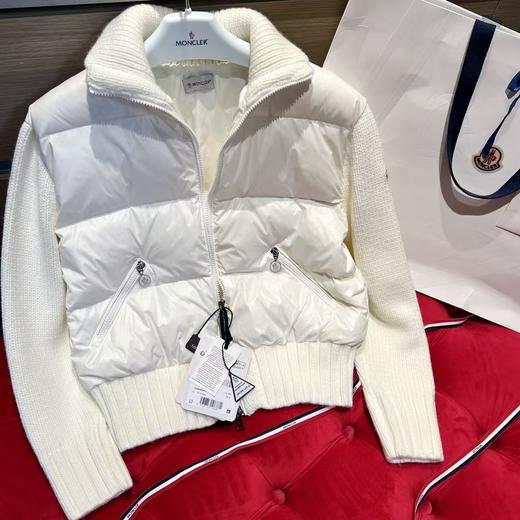 蒙口特级羽绒️Moncler Cardigan 女士羽绒加衬羊毛开衫.刺绣logo后背设计.爆款奶油大泡芙.白雪公主 商品图13