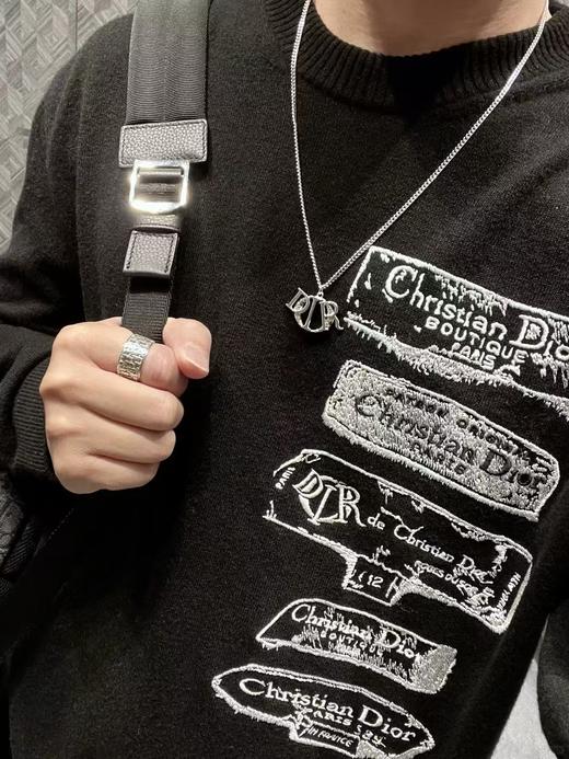 D家标本绣花圆领毛衣 商品图7